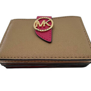 Michael Kors Greenwich XS Accordion Card Case Brown Leather
